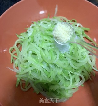 拌佛手瓜的做法步骤：9