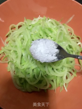 拌佛手瓜的做法步骤：10
