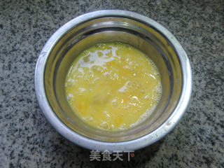 韭菜鸡蛋肉馅饺子的做法步骤：2