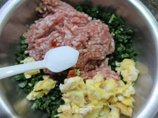 韭菜鸡蛋肉馅饺子的做法步骤：10