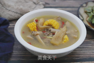 竹荪玉米鸡汤的做法步骤：8