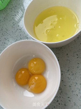 西红柿炒蛋的做法步骤：1