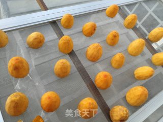 晒柿干的做法步骤：4