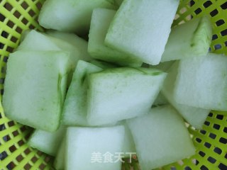 海带冬瓜筒骨汤的做法步骤：3