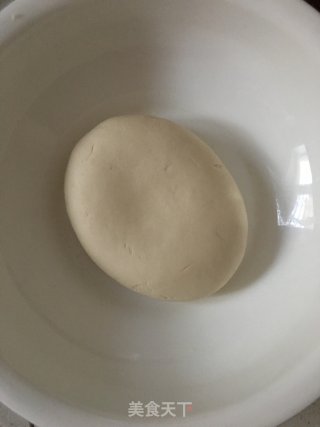 手擀面的做法步骤：2
