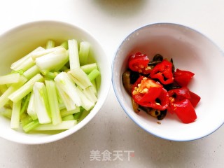 爆炒牛肚的做法步骤：2