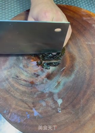 鱼香肉丝的做法步骤：2