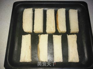 葱蒜香土司片的做法步骤：2