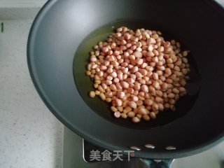 油炸花生米的做法步骤：5