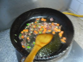 香菇火腿炒饭的做法步骤：5
