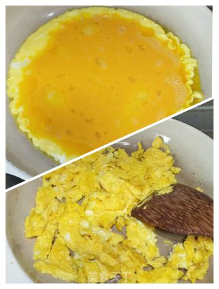 洋葱尖椒炒鸡蛋的做法步骤：5