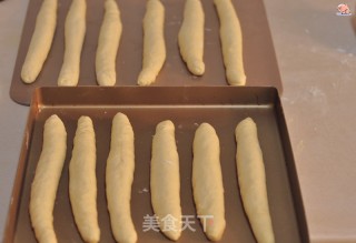 蔓越莓辫子面包的做法步骤：6