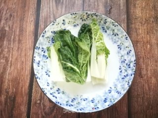 金针菇千张煮撒尿牛丸的做法步骤：3