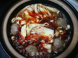 金针菇千张煮撒尿牛丸的做法步骤：9