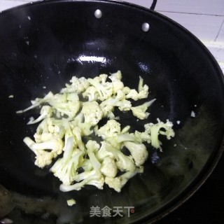 炒花菜的做法步骤：4