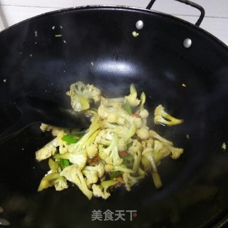 炒花菜的做法步骤：5
