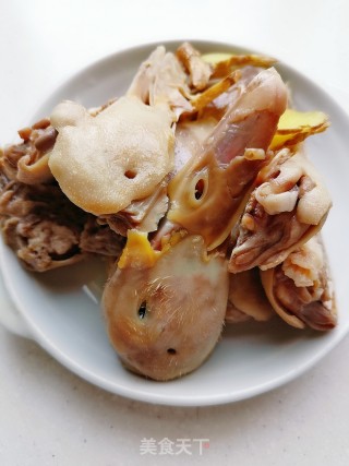 红烧鸭头的做法步骤：4