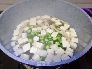 秋葵豆腐羹的做法步骤：6