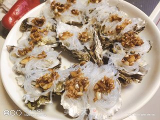 蒜蓉粉丝生蚝的做法步骤：9