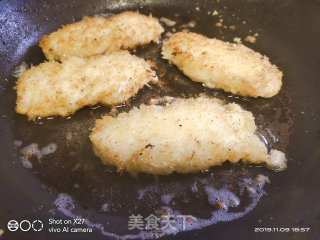 香煎鳕鱼的做法步骤：3