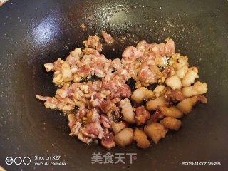肉丁炒玉米的做法步骤：4