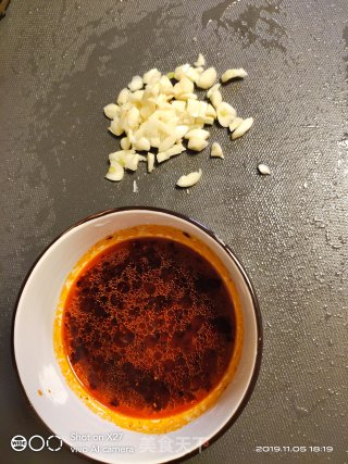酸辣土豆丝，好吃的不得了的做法步骤：1