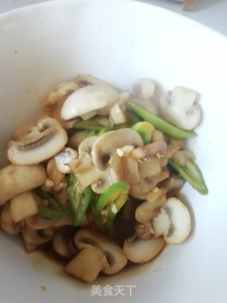 茄汁蘑菇的做法步骤：4