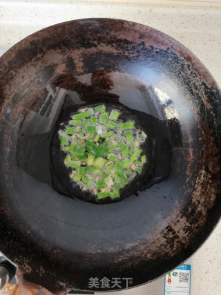 白菜烧冻豆腐的做法步骤：2