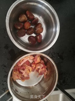 麻鸡板栗汤的做法步骤：1
