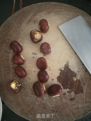 麻鸡板栗汤的做法步骤：4