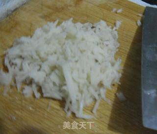 莲藕猪肉馄饨的做法步骤：2