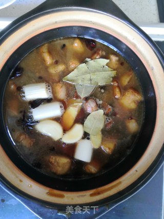 红烧五花肉的做法步骤：11