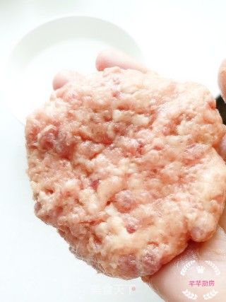 鹌鹑蛋肉饼汤的做法步骤：4