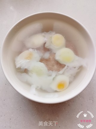 鹌鹑蛋肉饼汤的做法步骤：6