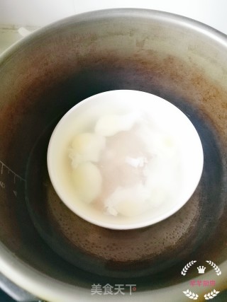 鹌鹑蛋肉饼汤的做法步骤：7