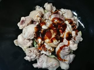 竽头炖鸡腿的做法步骤：7