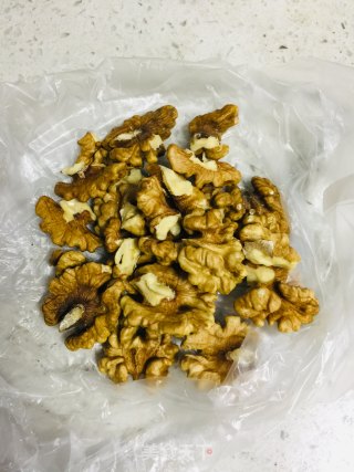 核桃红豆浆的做法步骤：1