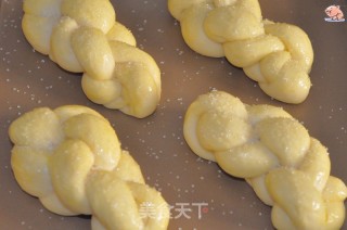砂糖麻花面包的做法步骤：13