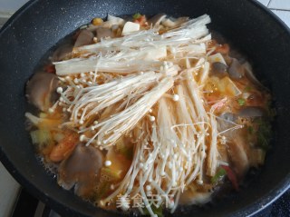 双菇番茄豆腐汤的做法步骤：12