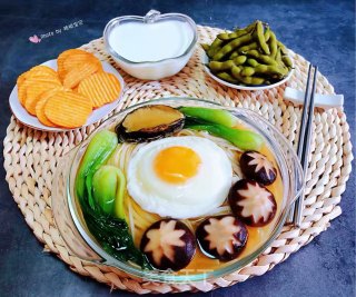 鲍鱼时蔬面#热汤面#的做法步骤：11