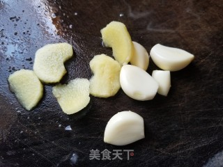 番茄土豆炖牛肉的做法步骤：3