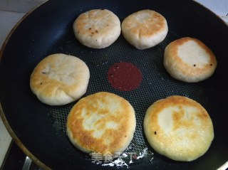 发面豆沙红糖饼的做法步骤：15
