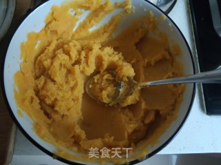 红薯豆沙饼的做法步骤：1