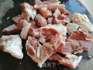 少油版的家常红烧肉的做法步骤：1