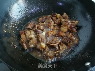 少油版的家常红烧肉的做法步骤：7