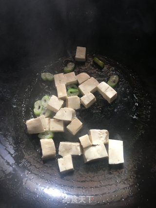 白菜鸡蛋豆腐汤的做法步骤：5