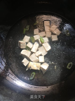 白菜鸡蛋豆腐汤的做法步骤：6