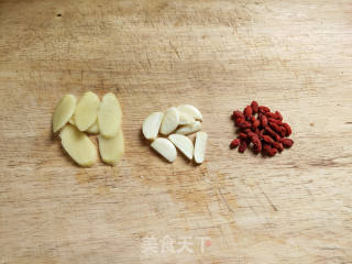 丝瓜豆腐汤的做法步骤：2