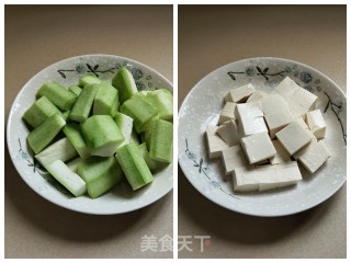 丝瓜豆腐汤的做法步骤：3