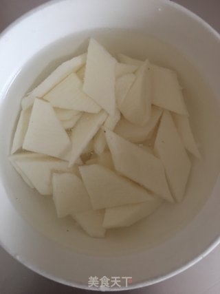 木耳胡萝卜炒山药的做法步骤：3